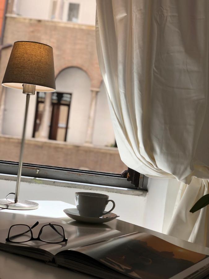 Navona Inn Apartments โรม ภายนอก รูปภาพ