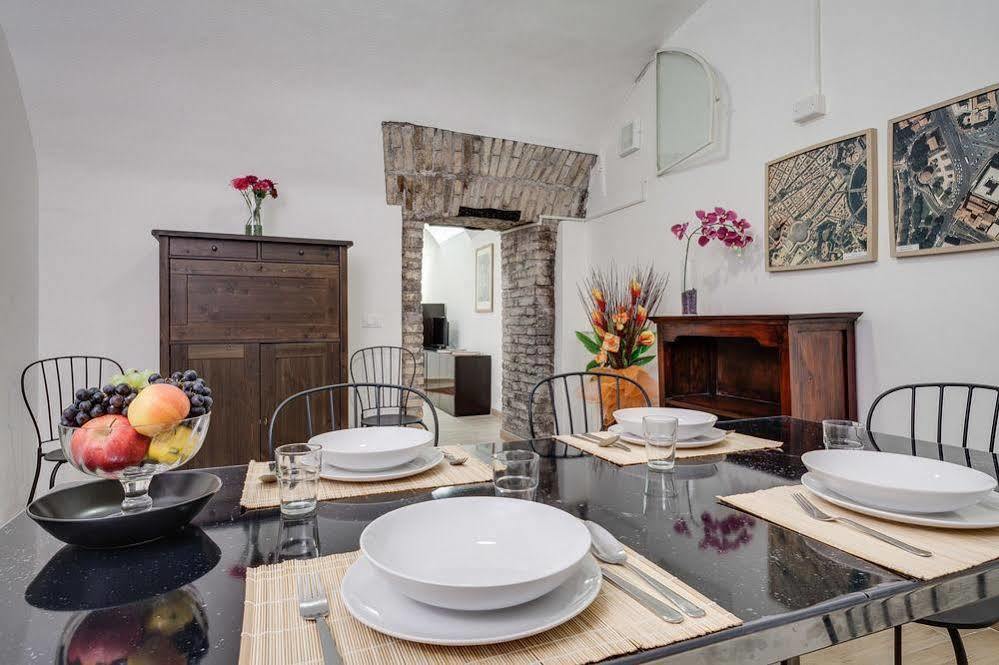 Navona Inn Apartments โรม ภายนอก รูปภาพ