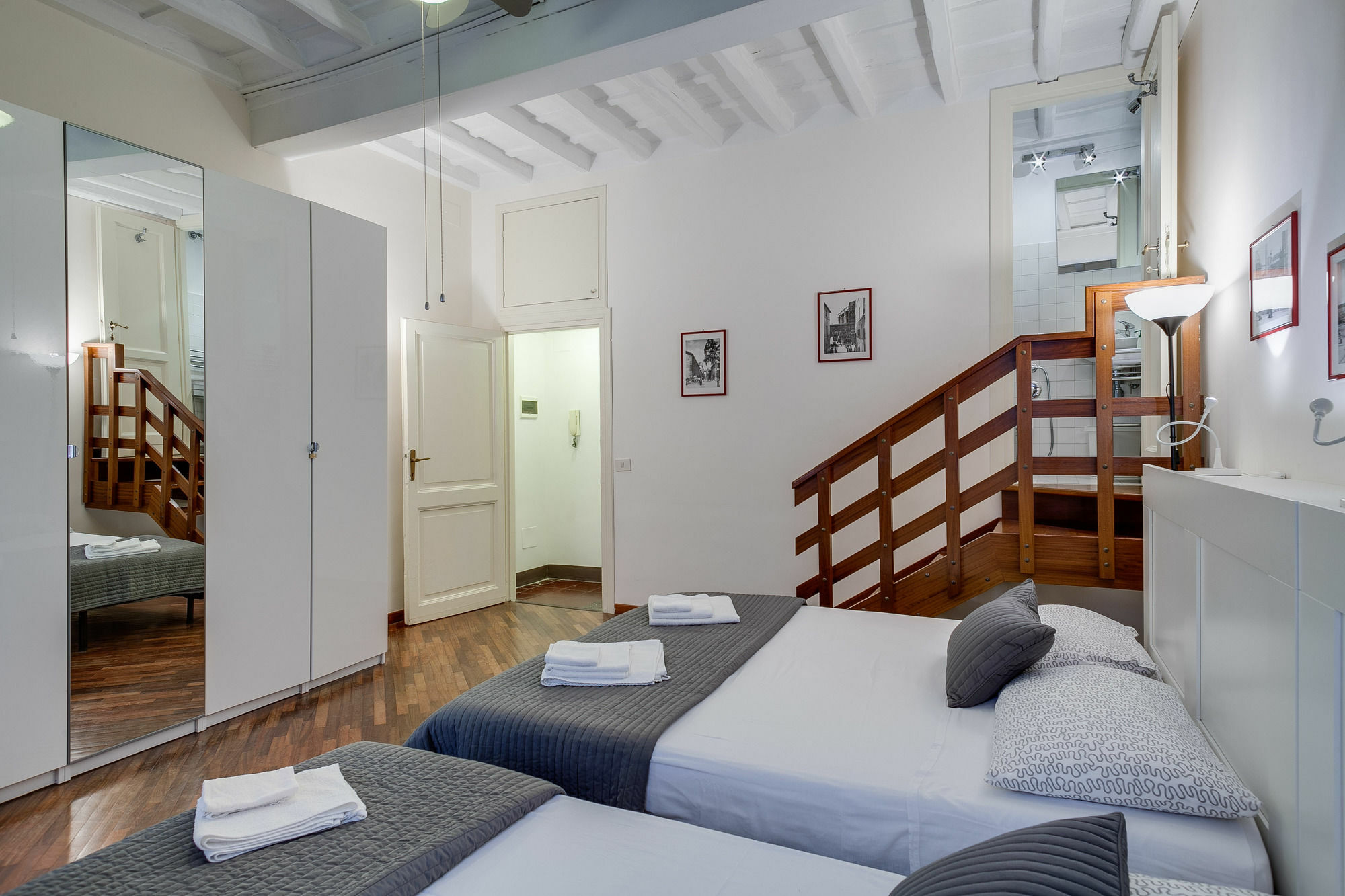 Navona Inn Apartments โรม ภายนอก รูปภาพ