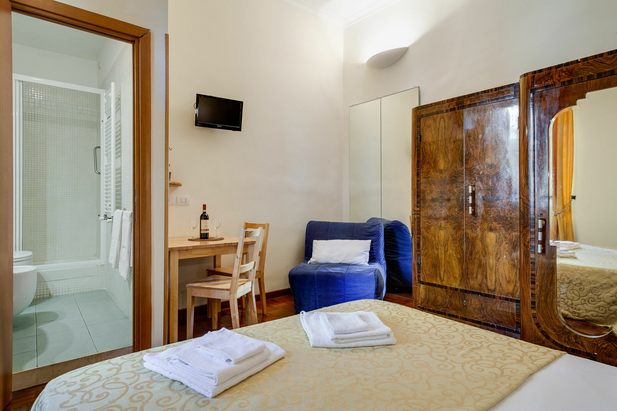 Navona Inn Apartments โรม ภายนอก รูปภาพ